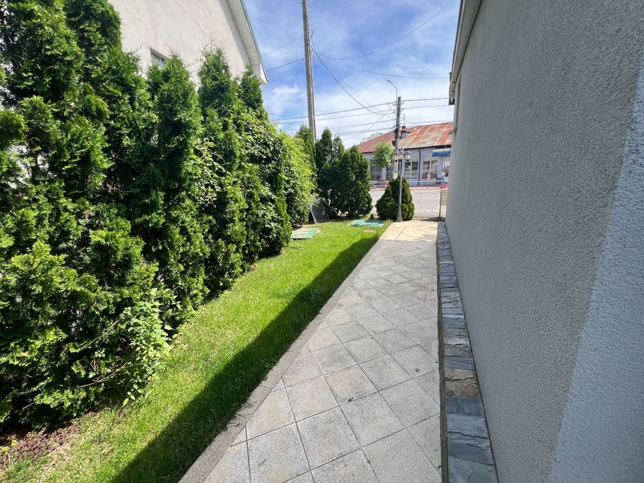 Închiriez Spațiu Comercial # Comuna Cârcea # Central # Toate Utilitățile # Grătar # Foișor # Locație Deosebită #