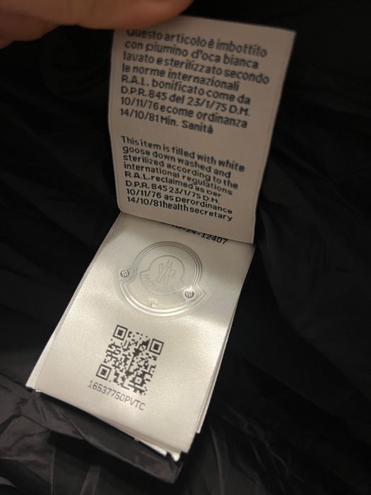 Geaca Moncler marimea 4/L dama