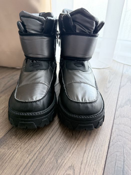 Детски ботуши/апрески Reserved