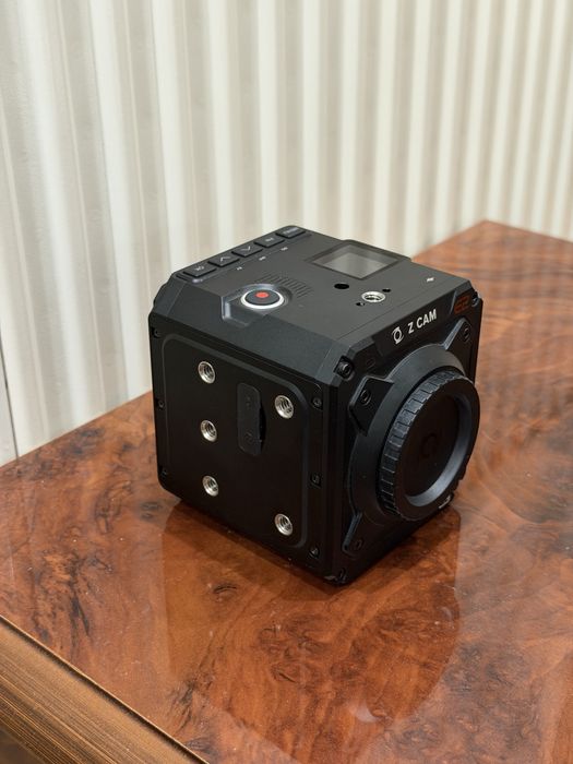 Профессиональная Z CAM камера E2-M4