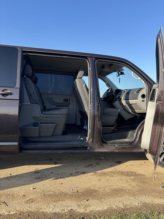 VW Transporter 2012 – Automată – 140 CP – Mixt