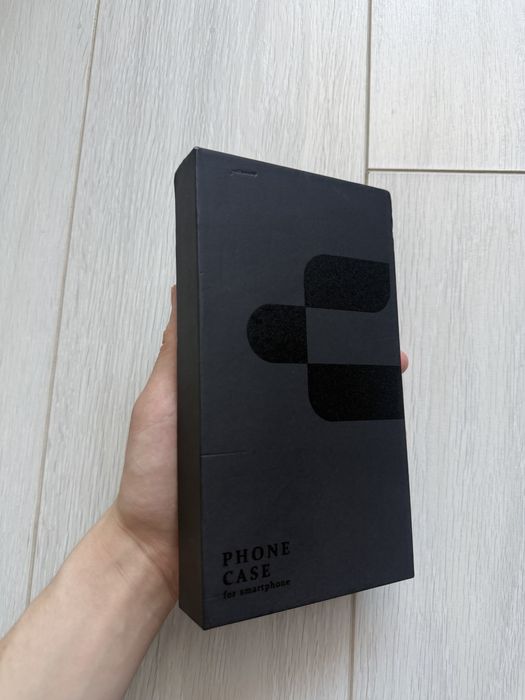 Продам чехол на Iphone 17 PRO