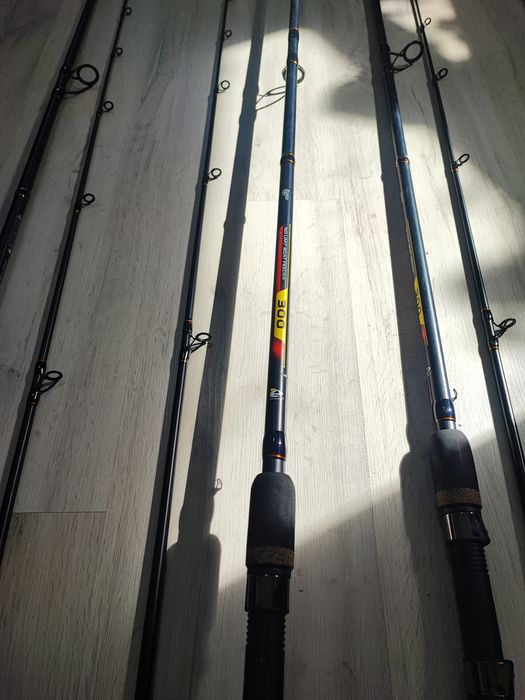 4Lansete Benzar Boat Feeder 300+4 Penn Slammer 560și