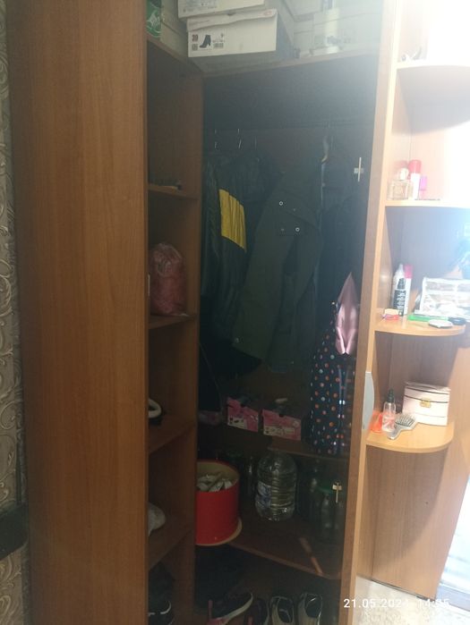 Продам шкаф угловой