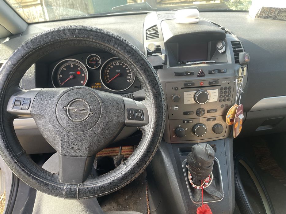Opel zafira 2006