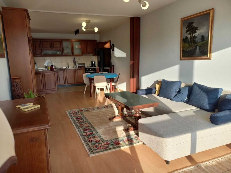 Дава се под наем Тристаен апартамент в София, Зона Б-19 - 105 кв.м за 847.62 € - Снимка #1