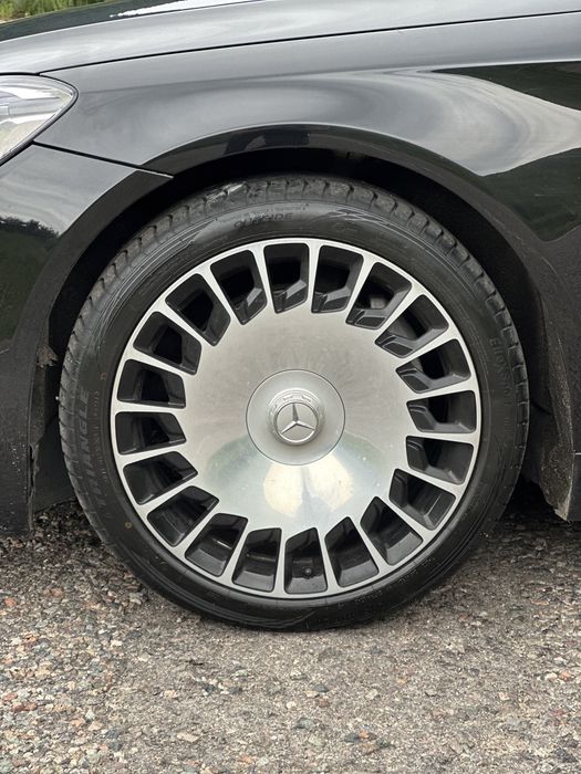 Продам диски r20 с резиной