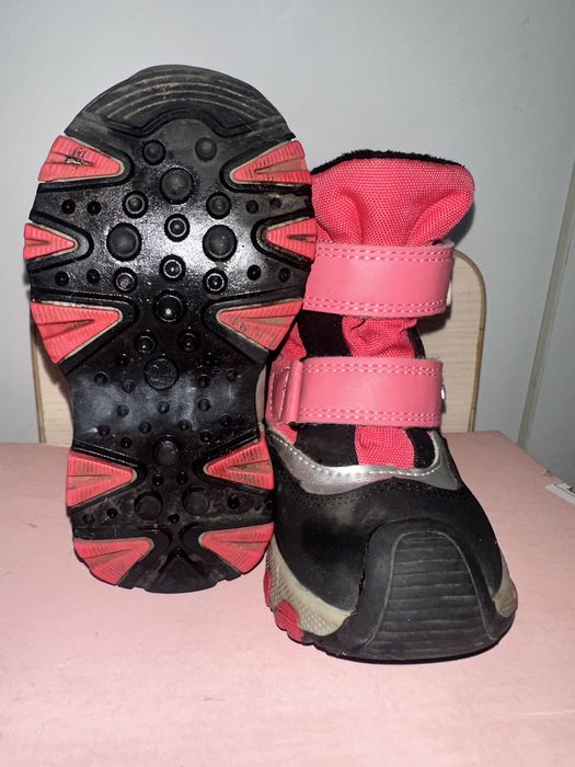 Зимние ботинки на девочку