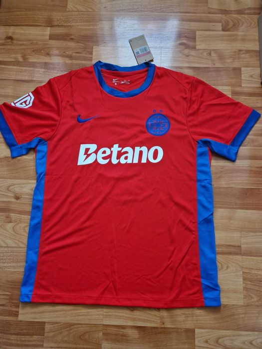 Tricouri FCSB model nou