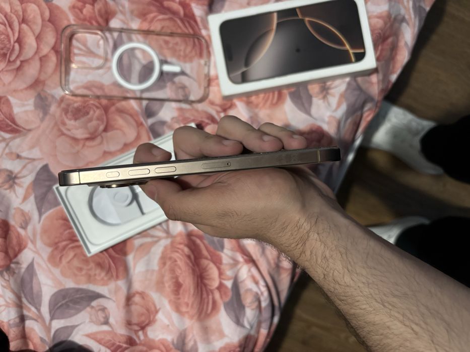 Iphone 16 pro max desert titanium 3700lei
