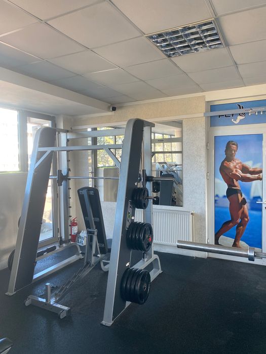Vând afacere Salǎ Fitness