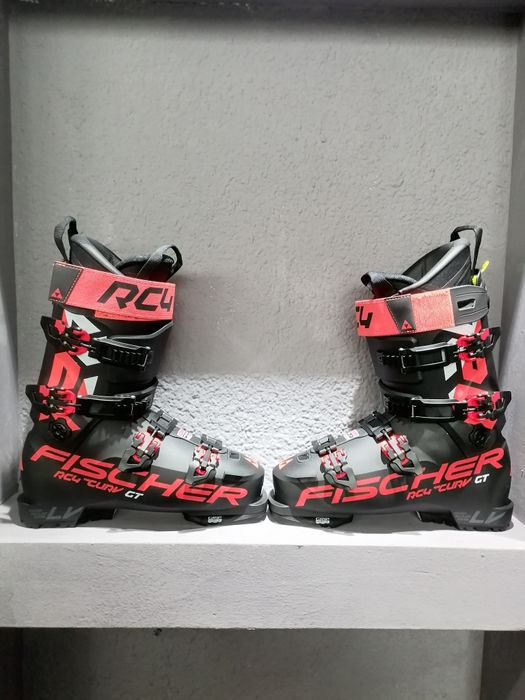 Clapari schiuri ski Fischer Rc4 The Curv 120 Nou! Marime 28.5