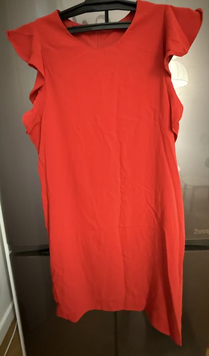 Вечернее платье по колено