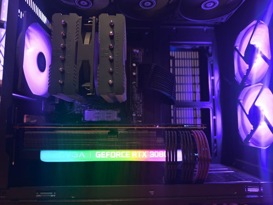 Геймърски с RTX 3080 / Ryzen 5600X / 32GB RAM