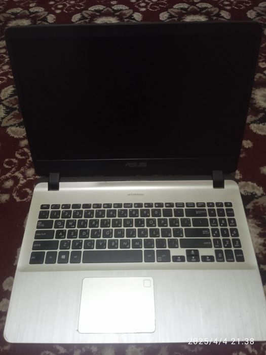 ASUS Noutbuki sotiladi