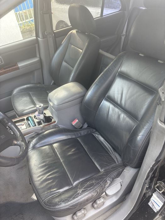 Kia Sorento 2.5 crdi 4x4 avtomat 2006 година на Части