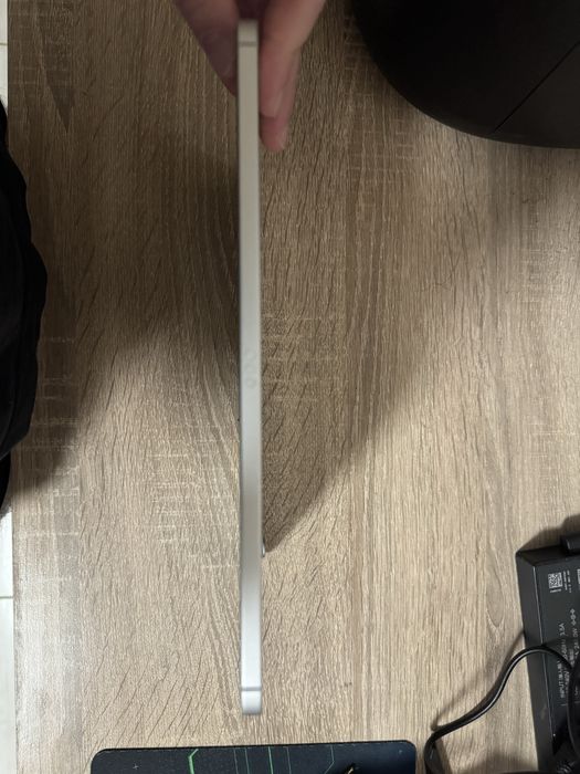 iPad 11 (2025) | 128GB | Cellular (5G) | Сив | + Подаръци