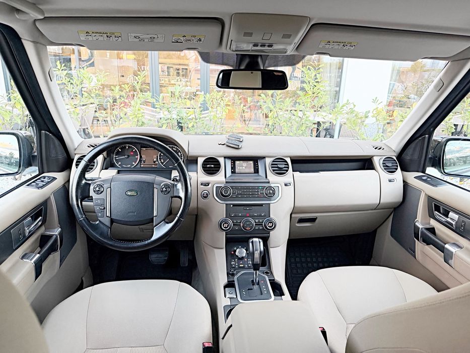 Vand / Schimb cu auto mai ieftin ! Land Rover Discovery / 7 locuri / 3.0 d/ 2011 / Cumparat de nou din RO