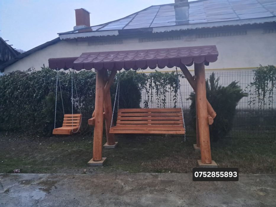 Leagăne rustice din lemn masiv pentru gradina și curte
