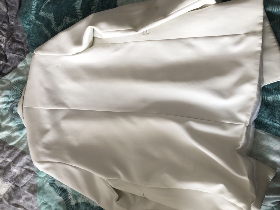 Пиджак ақ 38 размер