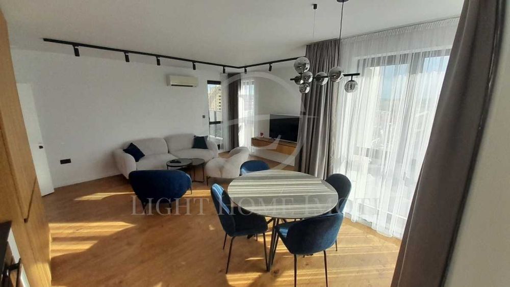 Продава се Четиристаен апартамент в Пловдив, Каменица 2 - 131 кв.м за 2214 €/кв.м - Снимка #1