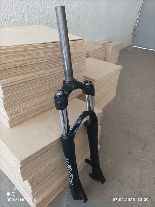 Продам велосипед gorny  amartizator размер 24-26