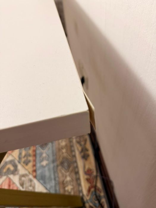 Продаю стол, использовался как компьютерный!