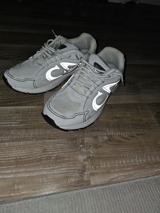 ОРИГИНАЛНИ! Бели Dior обувки неизползвани номер 43!