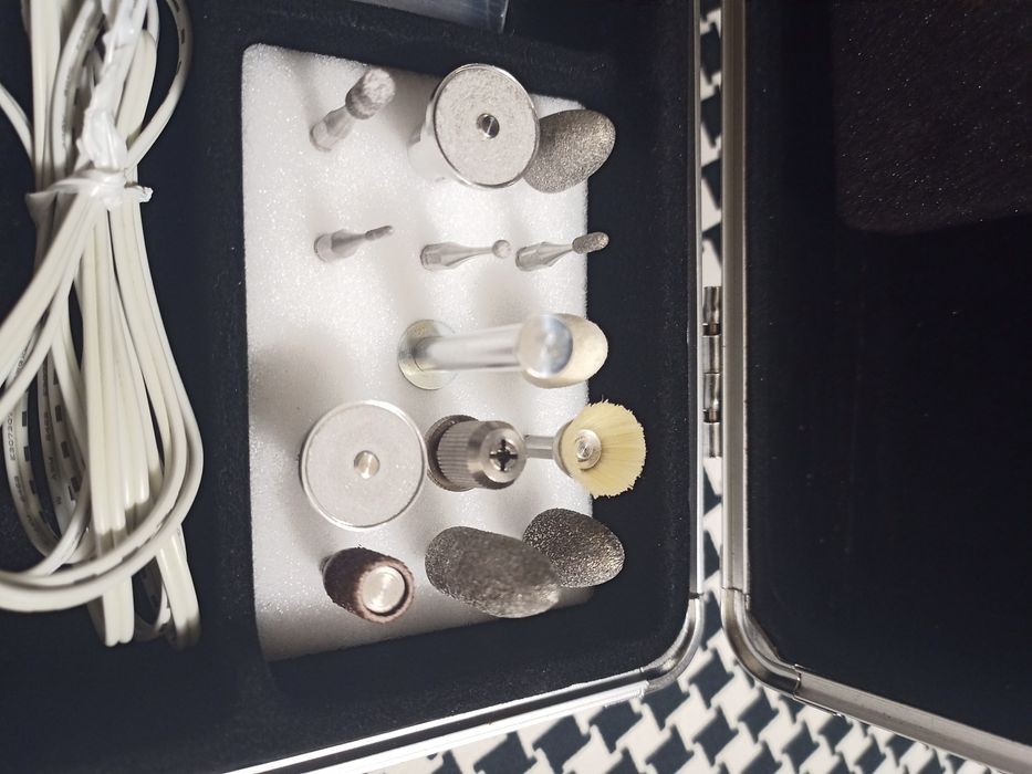 Valera   Професионална Електрическа пила до 11 000 оборота