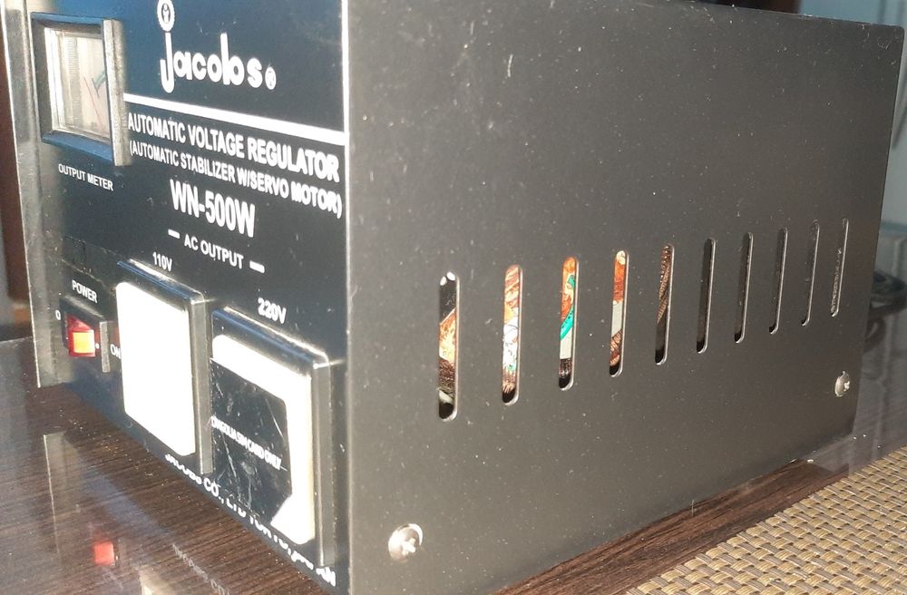 Понижающий трансформатор-стабилизатор