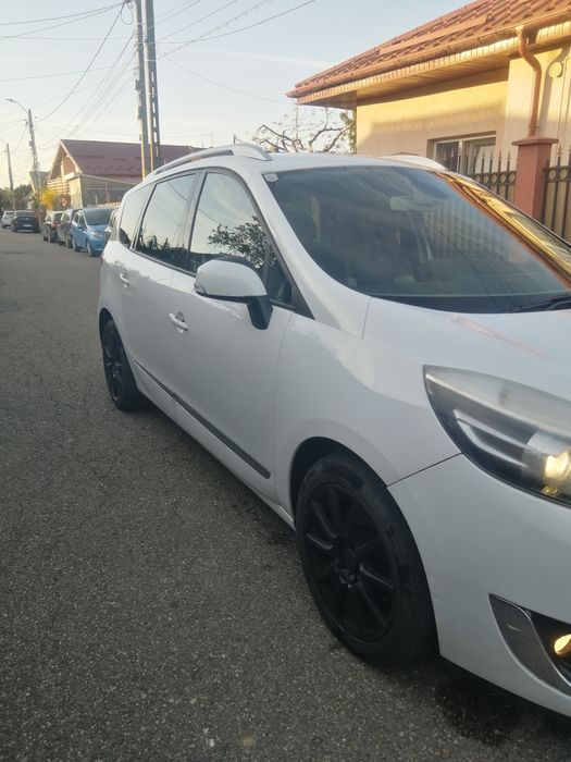 Renault scenic. 2013 motor 1.5 cm diesel.