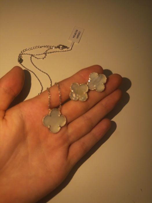 Продам комплект серебро 925 пробы VAN CLEEF