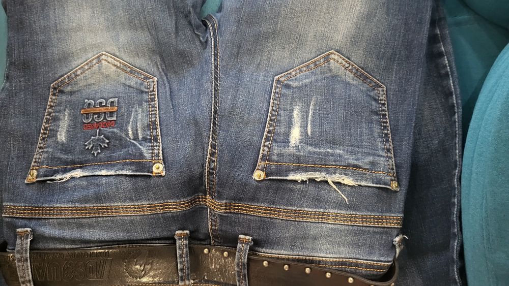 Продавам дънки Dsquared/ Estero Ragazza
