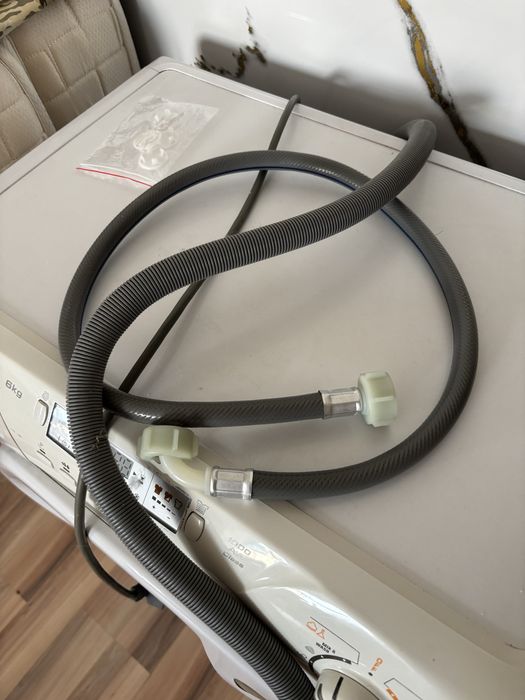 Продам стиральную машину