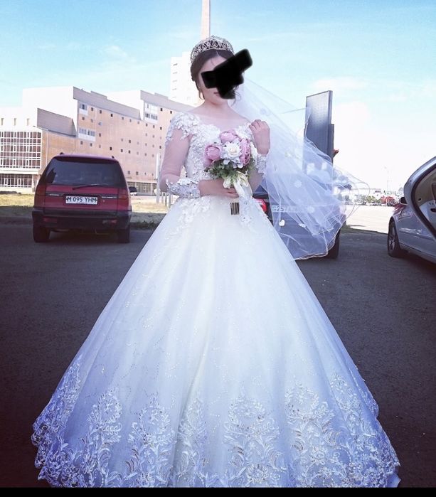 Свадебное платье