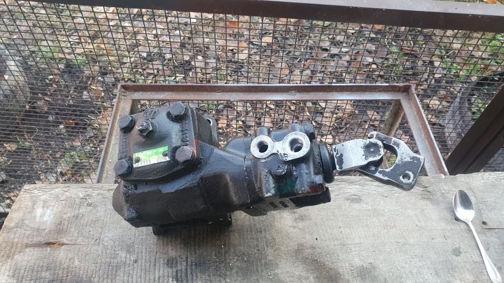 Рулевой редуктор бмв и дачик коленвала