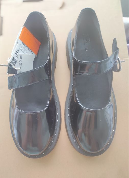 Школьные туфли ZARA, размер 36