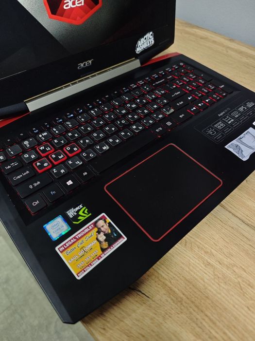 Ноутбук i5  7300HQ/GTX 1050 4g/ddr4 16