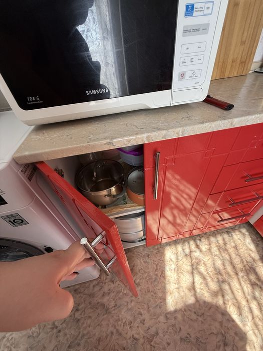 Срочно продам кухню