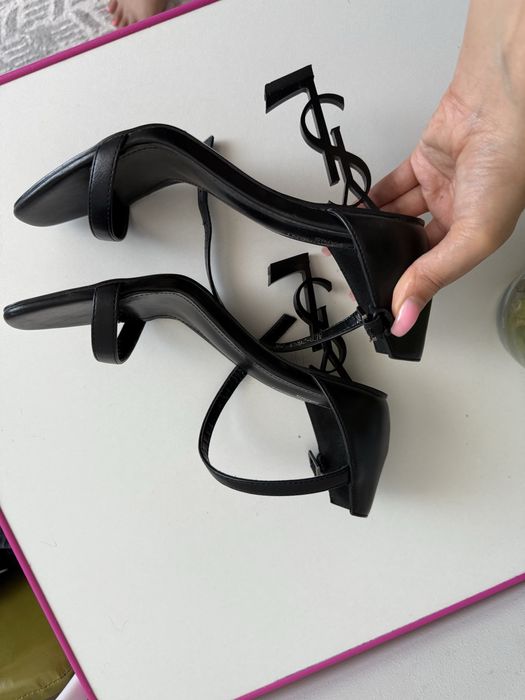 Туфли yves saint laurent)