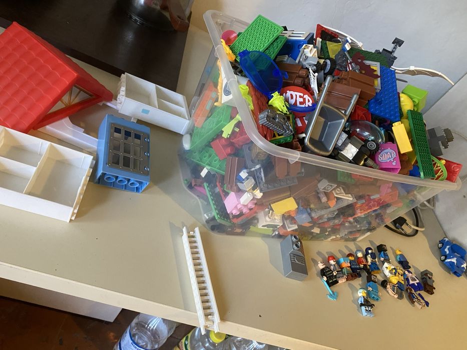 Лего  большой контейнер