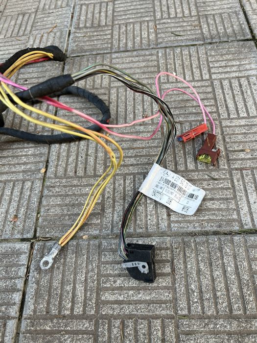 Instalatie electrica carlig  R class Cod A2515407207