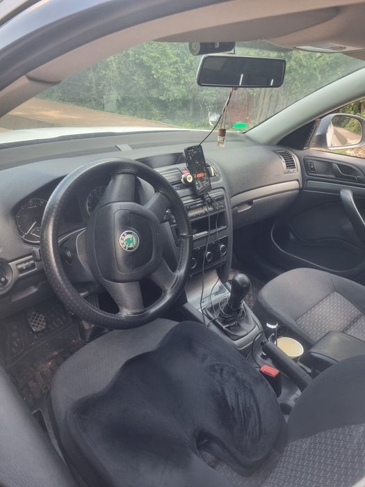 Skoda octavia 2. 1.6MPI, 8 valve. Benzină plus GPL