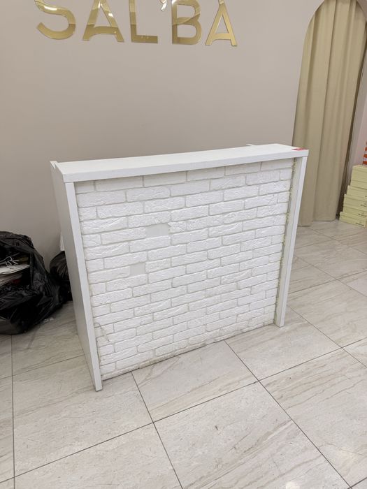 4 Стойка 1 ресепшен