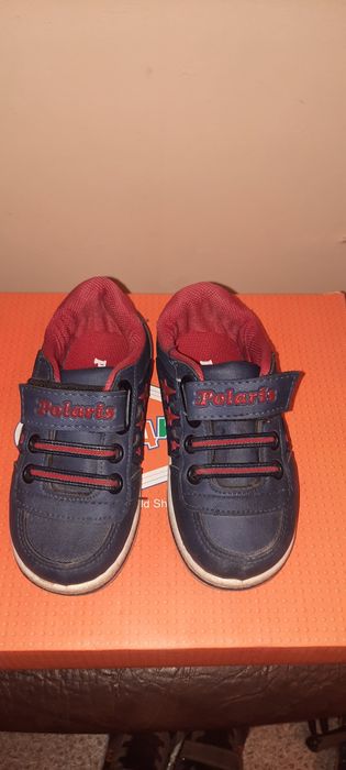Фирменные кроссовочки Polaris на мальчика 3-4годика