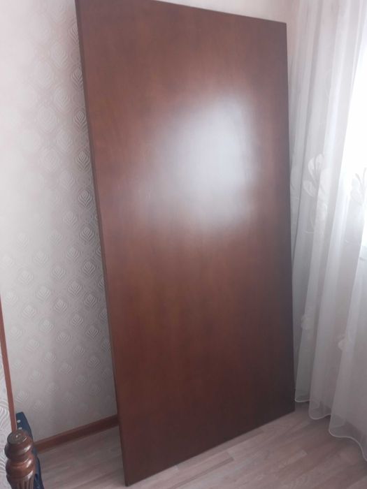 Гостинный большой стол