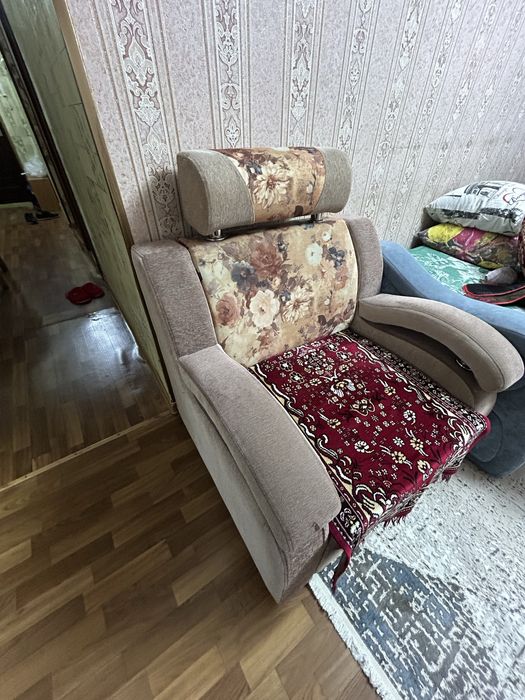 Продам диван +1 кресло