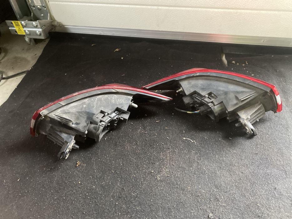 Tripla-Triple/Stop stanga-dreapta Renault Clio 4 2013 265554091R