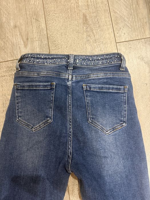 Сини дънки с камъчета