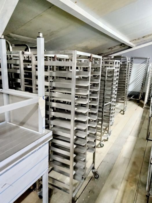 Оборудование,плиты духовки холодильники